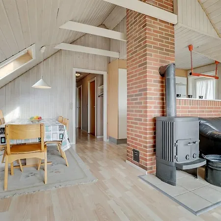Semesterbostad Felina - From The Sea By Interhome